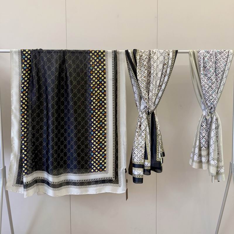 Gucci silk scarf 90-180cm E032938